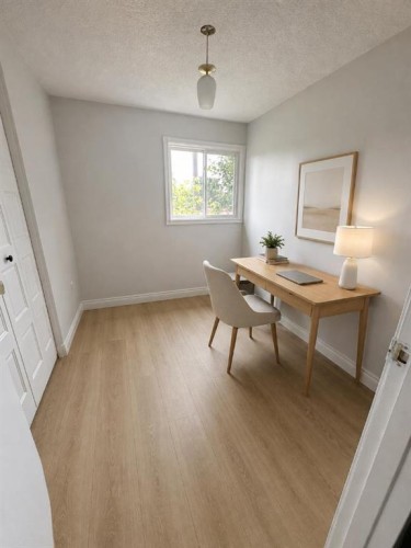 1219 68 Street Ne, Calgary, AB - Indoor Photo Showing Dining Room