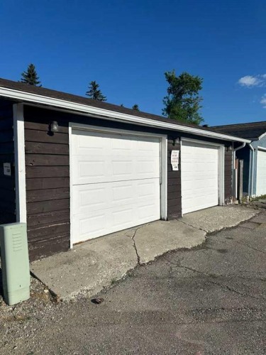 1219 68 Street Ne, Calgary, AB - Outdoor With Exterior