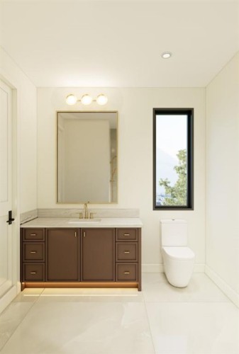2027 25 Street Sw, Calgary, AB - Indoor Photo Showing Bathroom