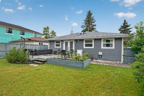 6324 Bowmont Crescent Nw, Calgary, AB - Outdoor With Deck Patio Veranda