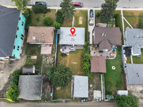 6324 Bowmont Crescent Nw, Calgary, AB - Outdoor