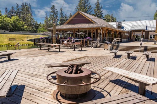 6324 Bowmont Crescent Nw, Calgary, AB - Outdoor With Deck Patio Veranda