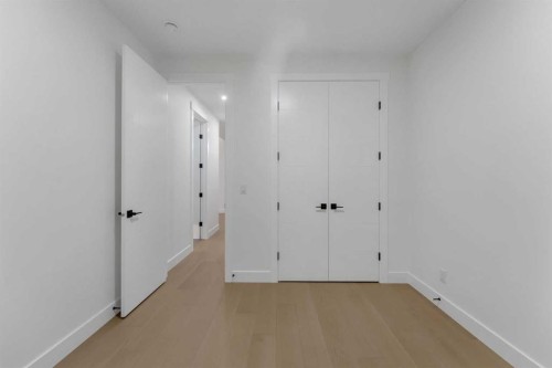135 South Shore Road, Chestermere, AB - Indoor Photo Showing Other Room