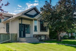 279 Covehaven View NE Calgary, AB T3K 5S4