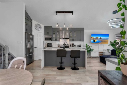 279 Covehaven View Ne, Calgary, AB 