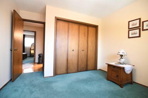 168 Templewood Drive Ne, Calgary, AB - Indoor