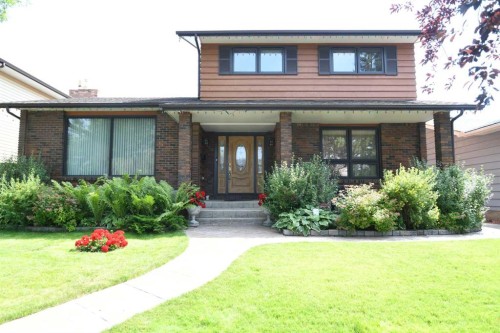 168 Templewood Drive Ne, Calgary, AB - Outdoor With Facade
