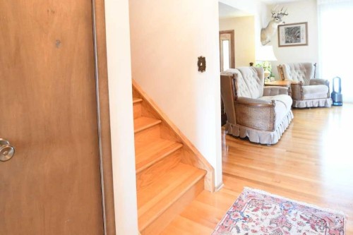 168 Templewood Drive Ne, Calgary, AB - Indoor