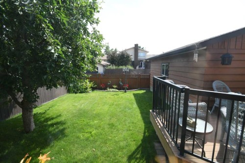168 Templewood Drive Ne, Calgary, AB - Outdoor