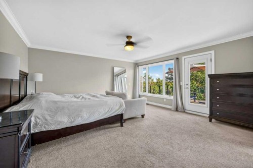 95 Woodridge Close Sw, Calgary, AB - Indoor Photo Showing Bedroom