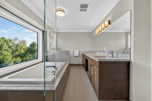 95 Woodridge Close Sw, Calgary, AB - Indoor Photo Showing Bathroom