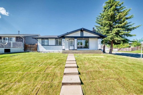 704 Malvern Drive Ne, Calgary, AB - Outdoor