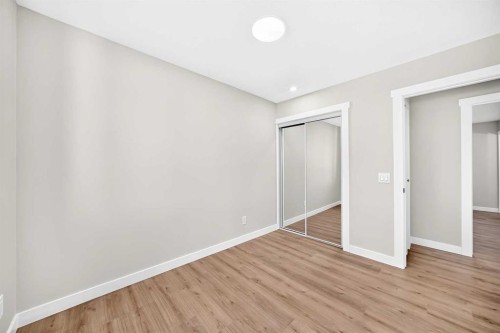 704 Malvern Drive Ne, Calgary, AB - Indoor Photo Showing Other Room