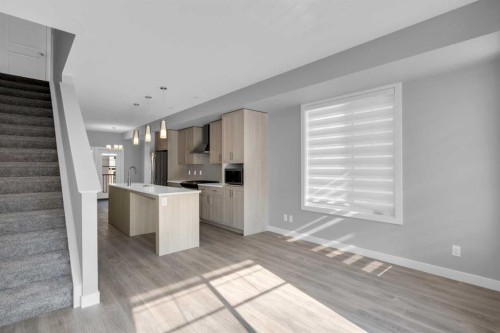 924 Sage Hill Grove Nw, Calgary, AB - Indoor Photo Showing Kitchen