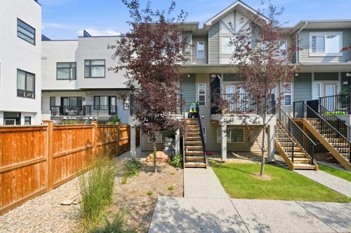 924 Sage Hill Grove Nw, Calgary, AB - Outdoor With Facade