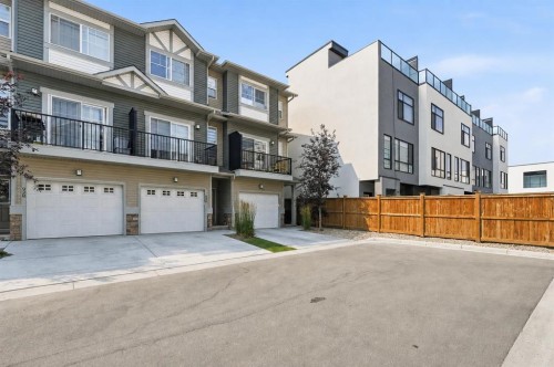924 Sage Hill Grove Nw, Calgary, AB - Outdoor With Facade