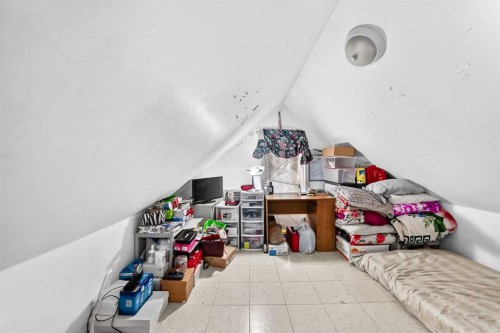 632 Marsh Road Ne, Calgary, AB -  Photo Showing Other Room