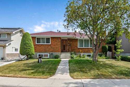 832 Canna Crescent Sw, Calgary, AB - Outdoor