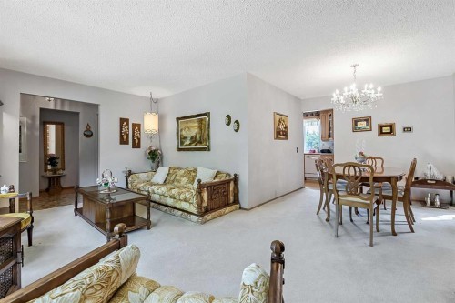 832 Canna Crescent Sw, Calgary, AB - Indoor