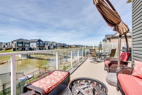 87 Baywater Rise Sw, Airdrie, AB - Outdoor