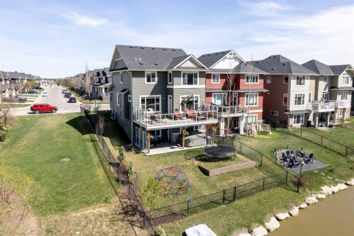 87 Baywater Rise Sw, Airdrie, AB - Outdoor