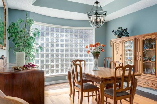 1001 East Chestermere Drive, Chestermere, AB - Indoor Photo Showing Dining Room