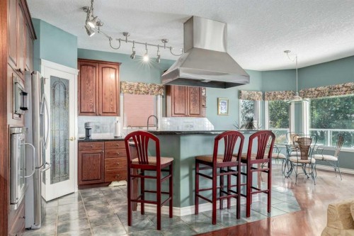 1001 East Chestermere Drive, Chestermere, AB - Indoor