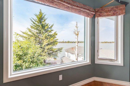 1001 East Chestermere Drive, Chestermere, AB - Indoor Photo Showing Other Room