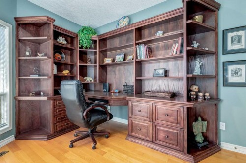 1001 East Chestermere Drive, Chestermere, AB - Indoor Photo Showing Office
