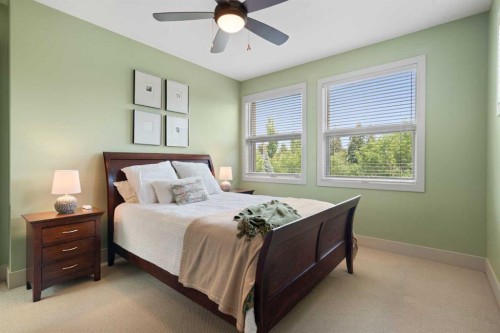 1215 Sifton Boulevard Sw, Calgary, AB - Indoor Photo Showing Bedroom