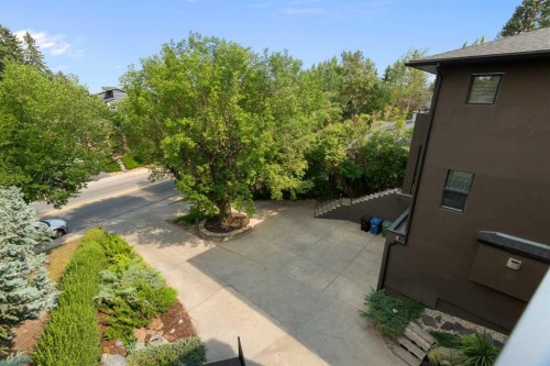 1215 Sifton Boulevard Sw, Calgary, AB - Outdoor