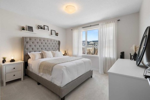 124 Walgrove Cove Se, Calgary, AB - Indoor Photo Showing Bedroom