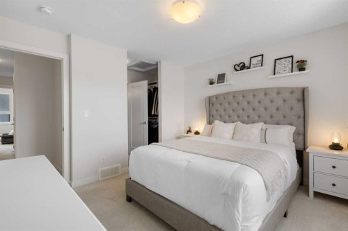 124 Walgrove Cove Se, Calgary, AB - Indoor Photo Showing Bedroom