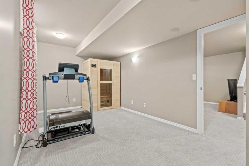 52 Copperfield Close Se, Calgary, AB - Indoor