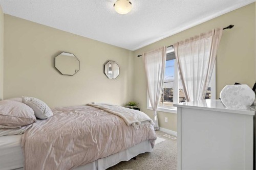 216 Ranch Downs, Strathmore, AB - Indoor Photo Showing Bedroom