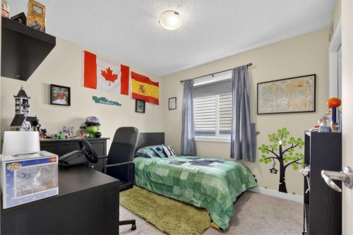 216 Ranch Downs, Strathmore, AB - Indoor Photo Showing Bedroom