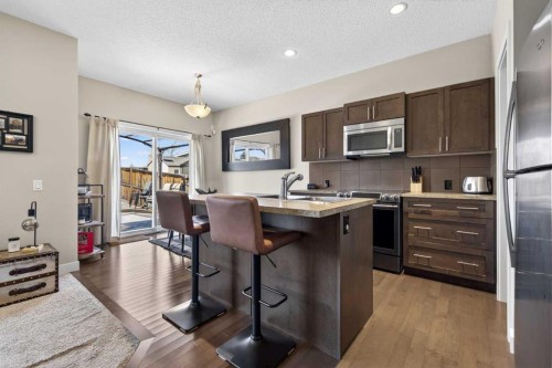 216 Ranch Downs, Strathmore, AB - Indoor Photo Showing Kitchen With Stainless Steel Kitchen With Upgraded Kitchen