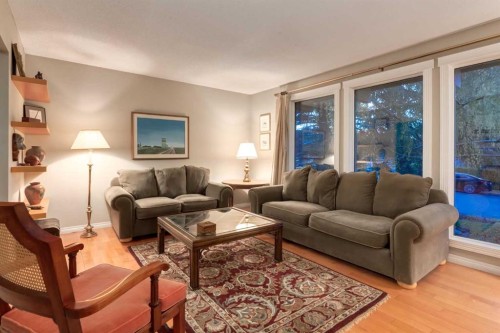 544 Brookmere Crescent Sw, Calgary, AB 