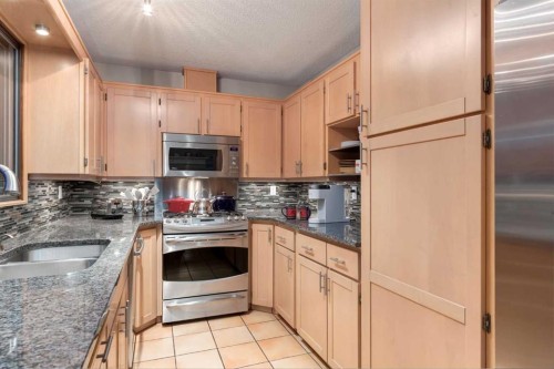 544 Brookmere Crescent Sw, Calgary, AB 