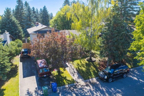 544 Brookmere Crescent Sw, Calgary, AB 