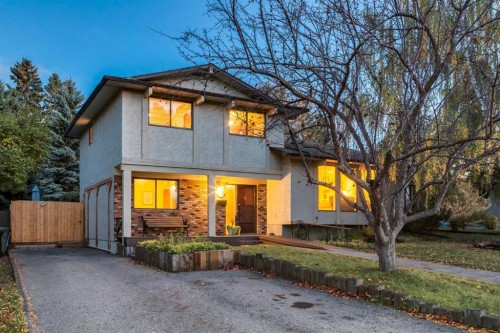 544 Brookmere Crescent Sw, Calgary, AB 