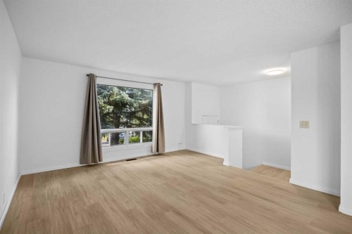 155 Sandarac Way Nw, Calgary, AB - Indoor