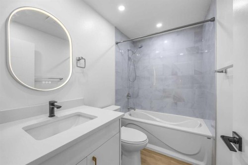 155 Sandarac Way Nw, Calgary, AB - Indoor Photo Showing Bathroom