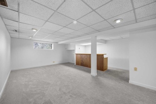 155 Sandarac Way Nw, Calgary, AB - Indoor