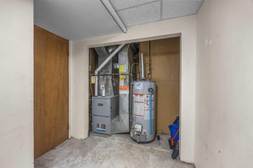 155 Sandarac Way Nw, Calgary, AB - Indoor