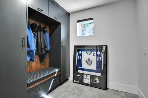 1042 13 Avenue Sw, Calgary, AB - Indoor Photo Showing Other Room
