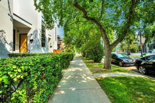 1042 13 Avenue Sw, Calgary, AB - Outdoor