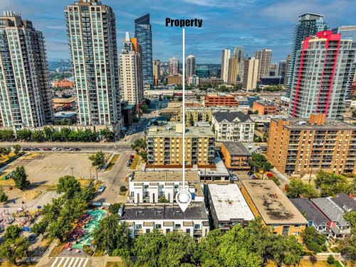 1042 13 Avenue Sw, Calgary, AB - Outdoor With View