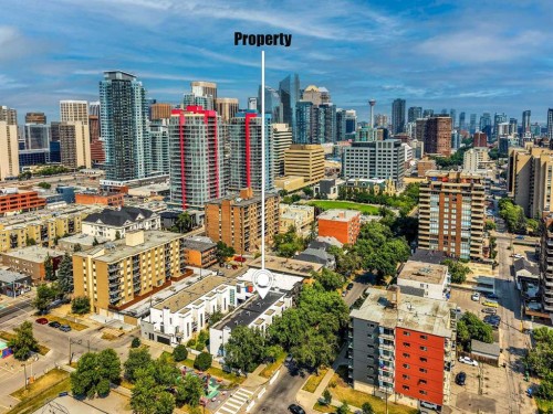 1042 13 Avenue Sw, Calgary, AB - Outdoor With View