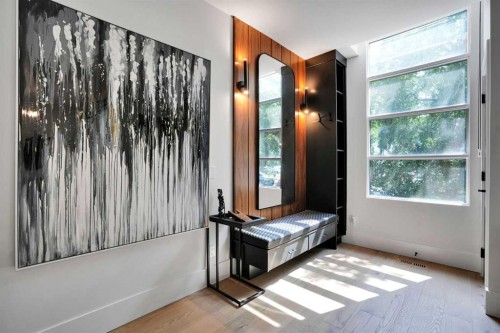 1042 13 Avenue Sw, Calgary, AB - Indoor Photo Showing Other Room